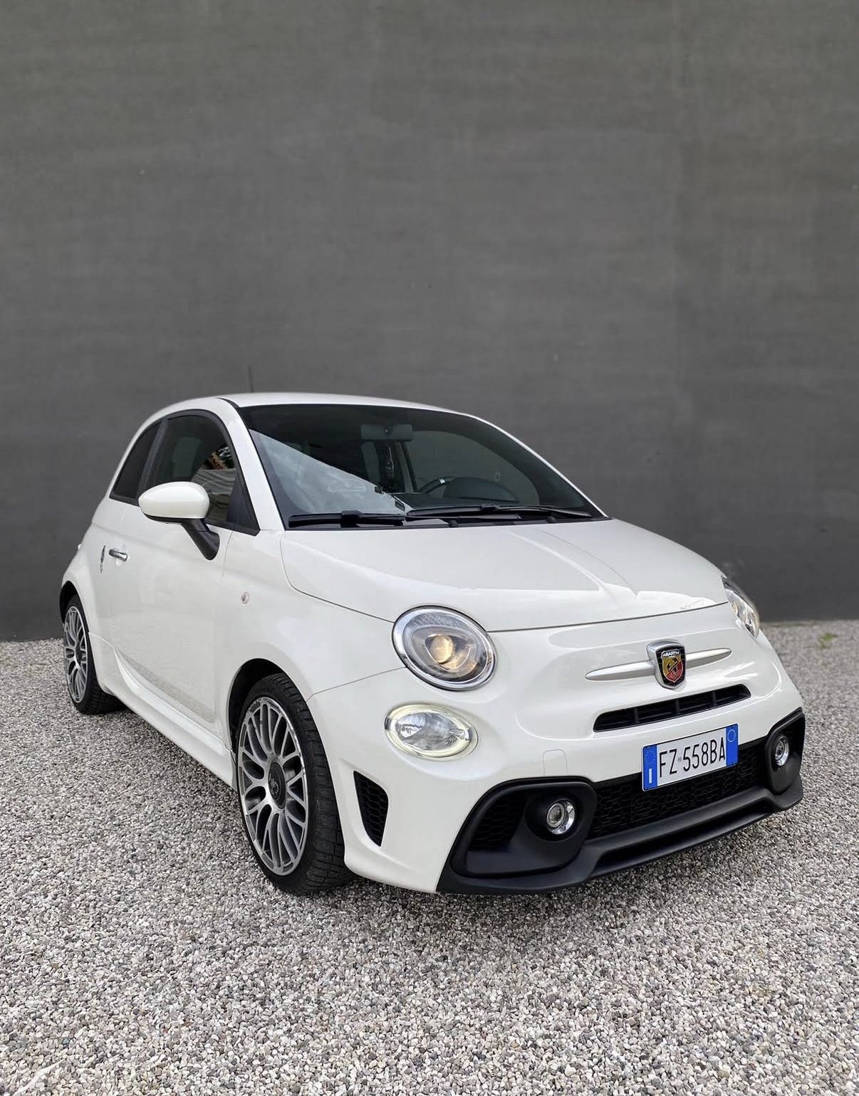Abarth 595 bianca